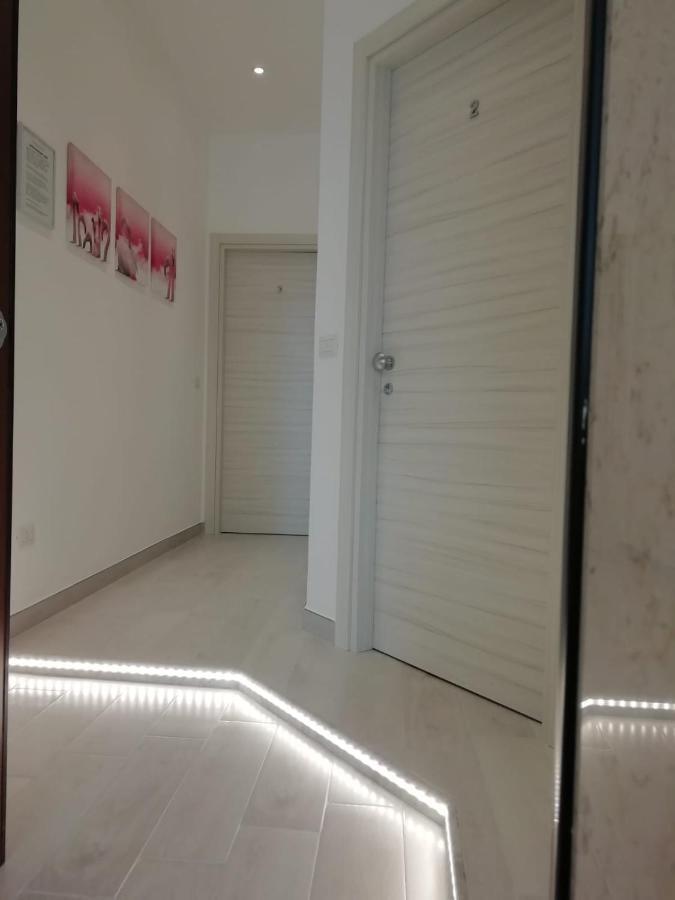 Flamingo Rooms Margherita Di Savoia Ngoại thất bức ảnh