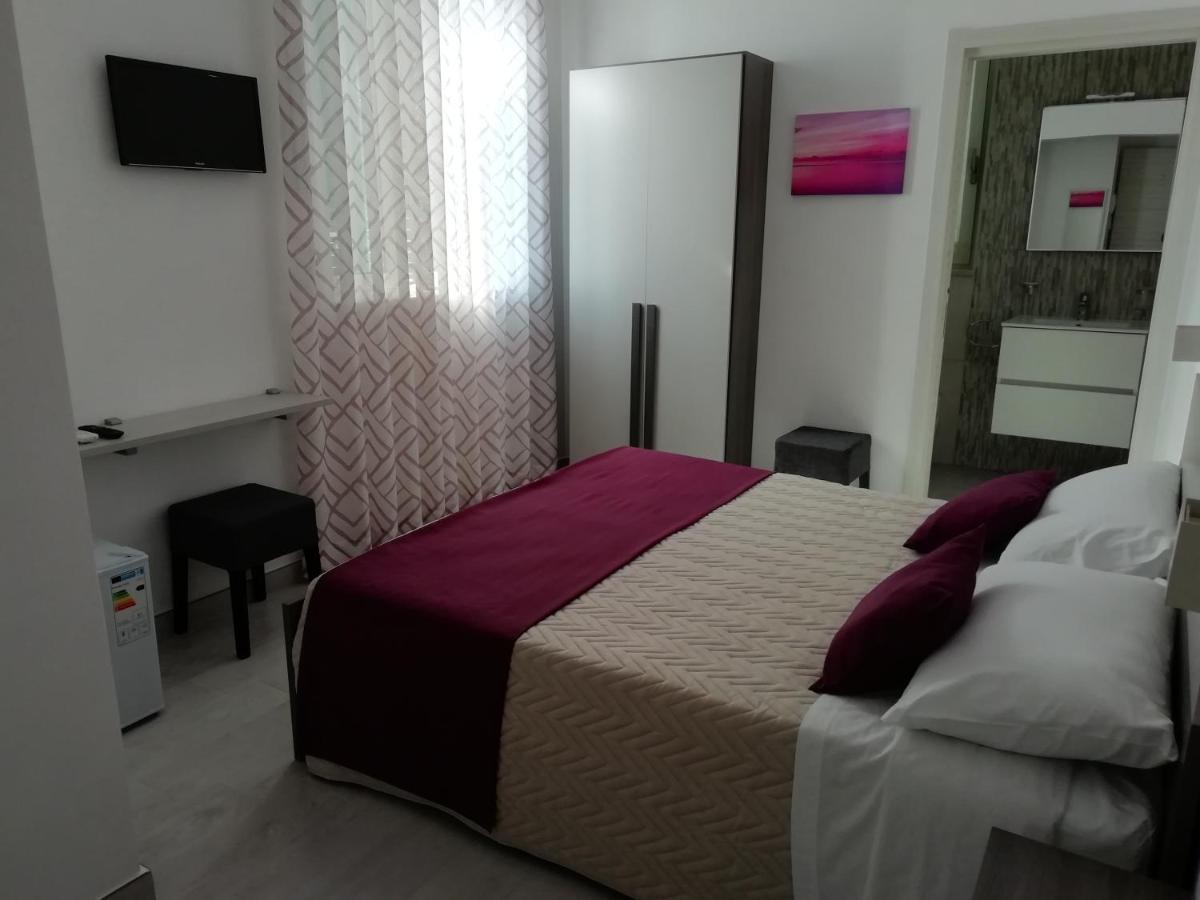 Flamingo Rooms Margherita Di Savoia Ngoại thất bức ảnh